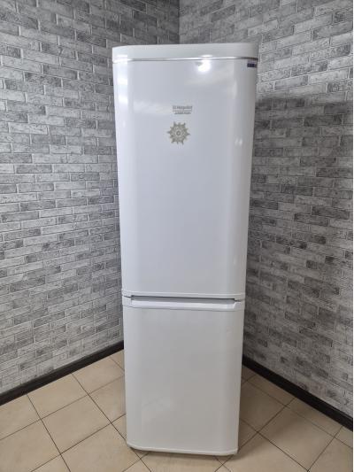 Холодильник HOTPOINT-ARISTON RMB 12002 Холодильник HOTPOINT-ARISTON RMB 12002